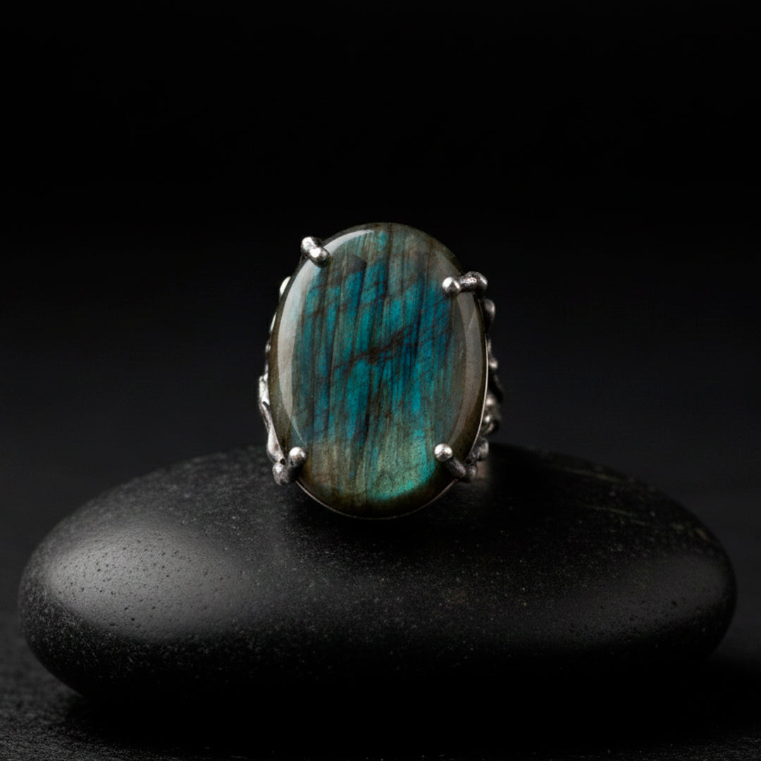GUILLERMINA LABRADORITE RING GOLD PLATED