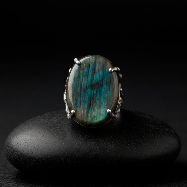 GUILLERMINA LABRADORITE RING GOLD PLATED